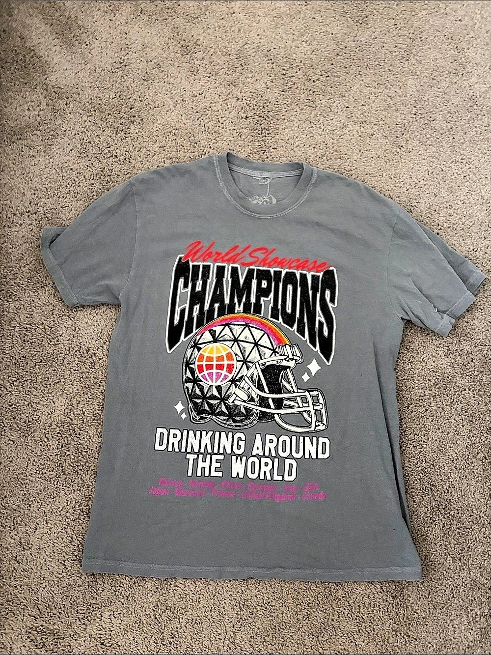 Graphic Short Sleeve Tee in Gray